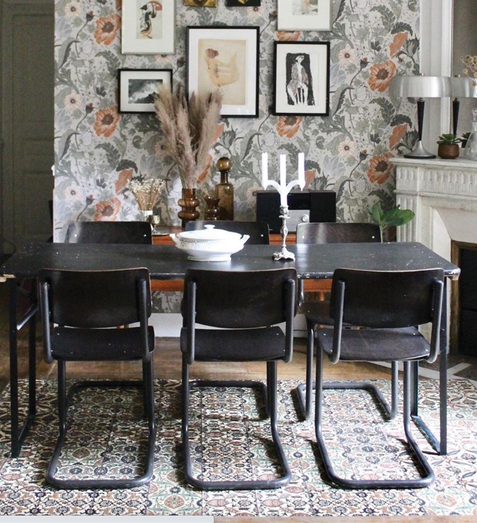 Tapis en vinyle béton ambre éclectique arménien