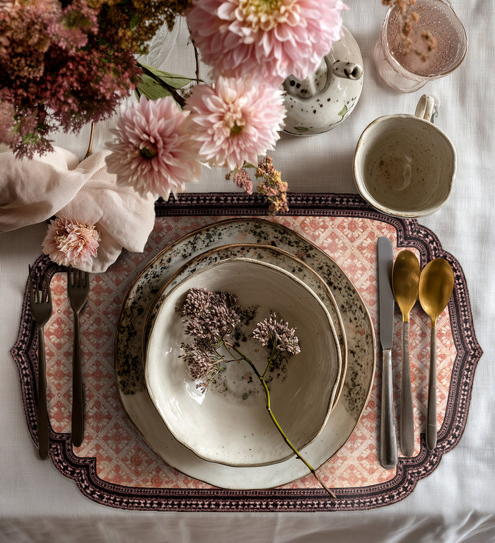 Set de table en vinyle à découpe de fleurs Jaipur