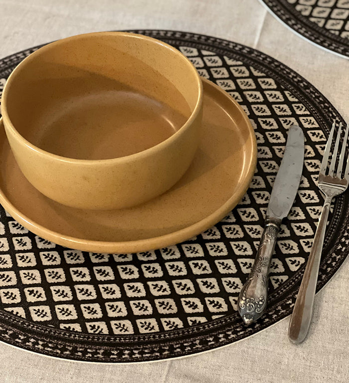 Set de table rond en vinyle noir Jaipur