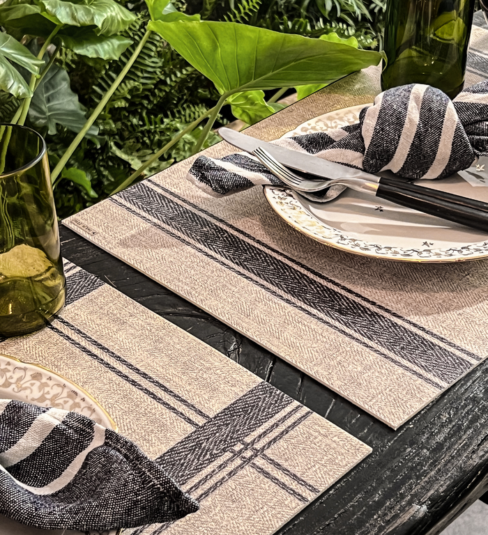 Traditional Linen Lora Vinyl Table Placemat