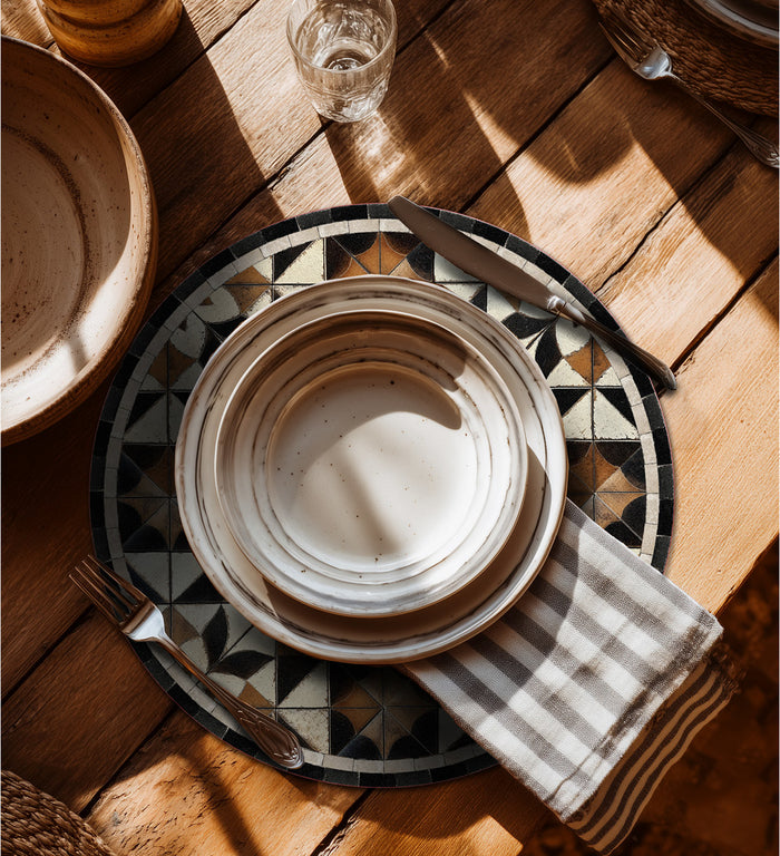 Palazzo Sola Round Placemat